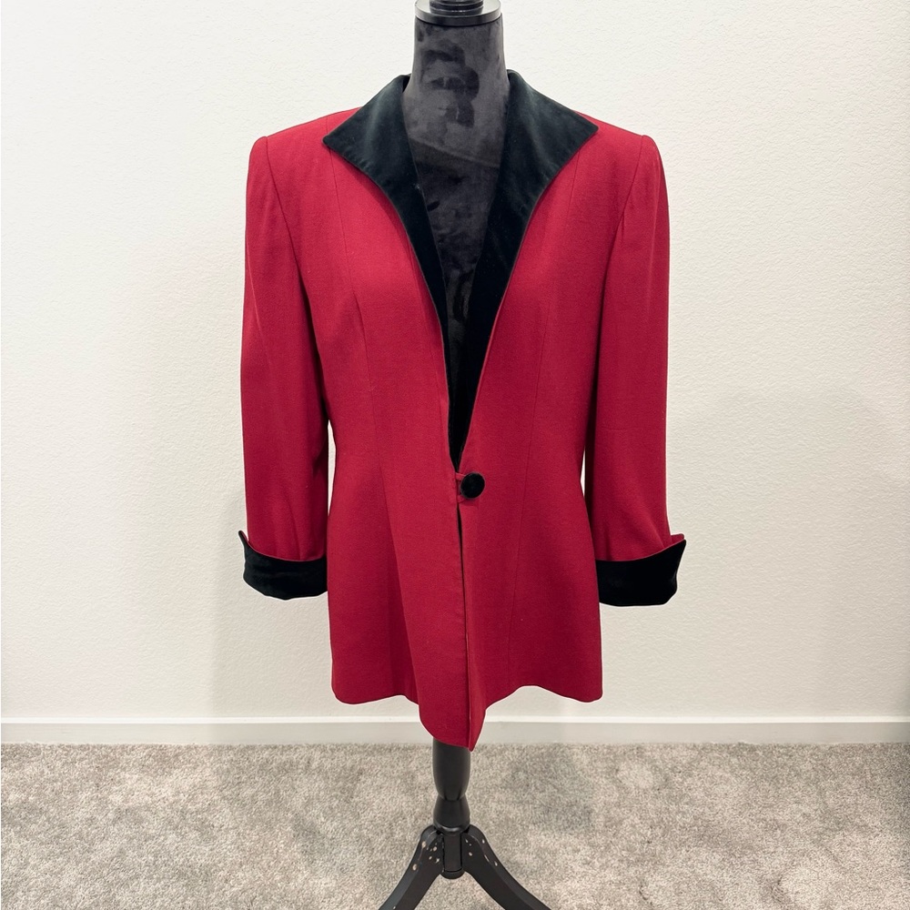 Dior Red and Black Tailored Blazer with Fur Trim